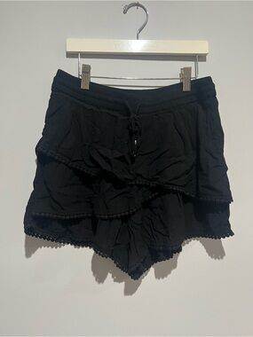 Zara Women’s Black Pom-Pom Tiered Shorts